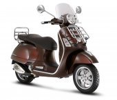 2011 Vespa GTS 300 photo